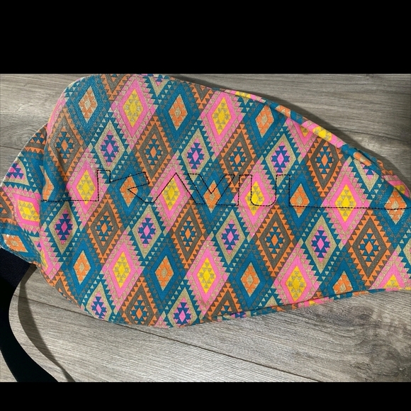 KAVU Patterned Sling Rope Bag Multicolor - Rhombus Rug - Picture 10 of 10